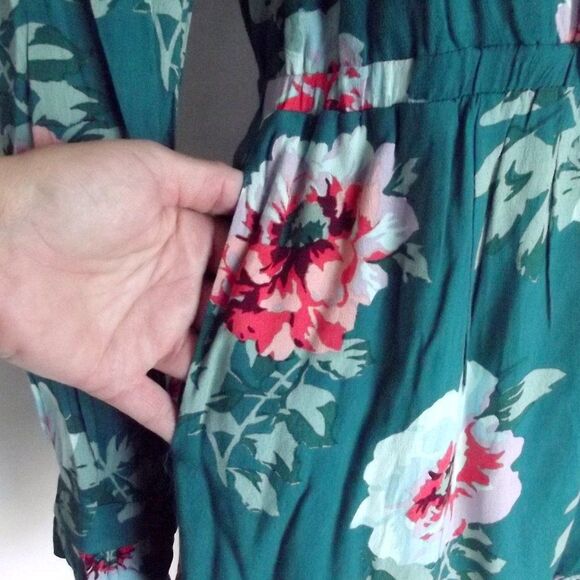 MINKPINK Romper, M, Teal Floral, Long sleeves, Suprlice neck, Ruffle, Pockets - Picture 4 of 15